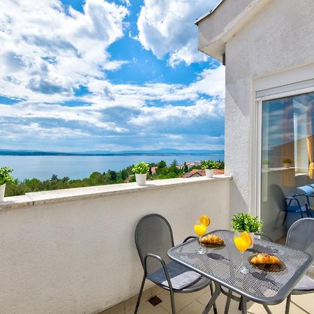 Apartment Tia Crikvenica Eksteriør bilde